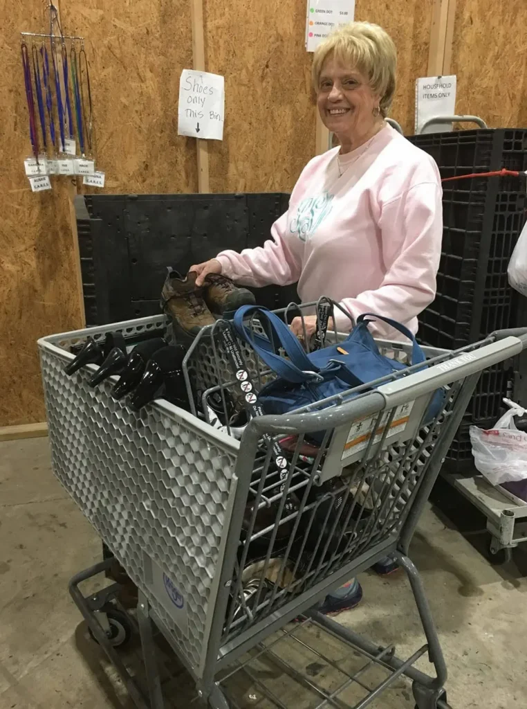 Gallatin Thrift Store woman volunteer